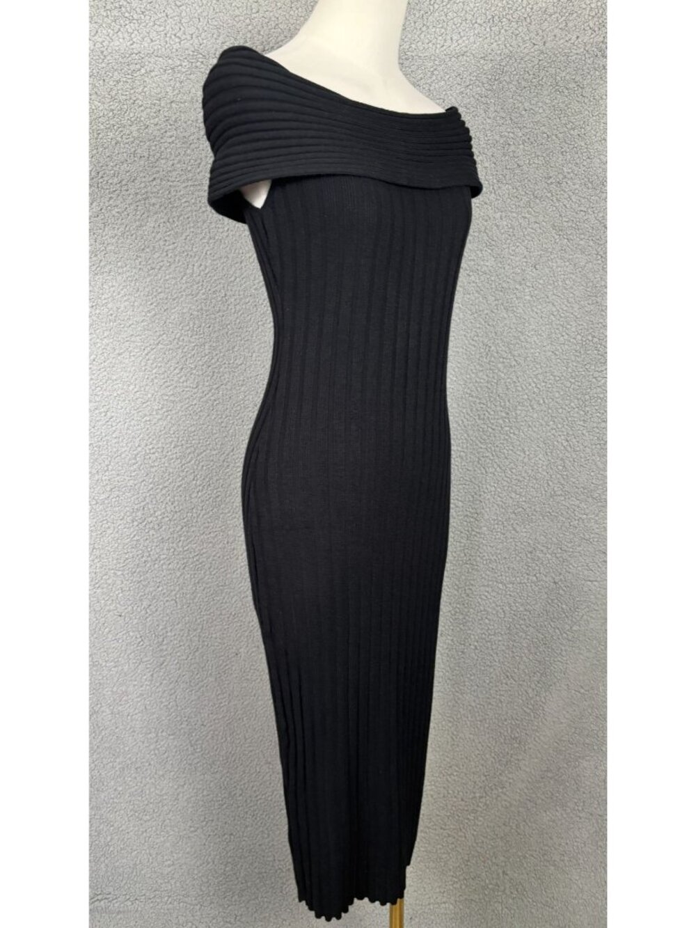 PrettyGarden Women's Black Off-Shoulder Ribbed  Knit Bodycon Midi Dress Lg NWT's - Picture 3 of 8